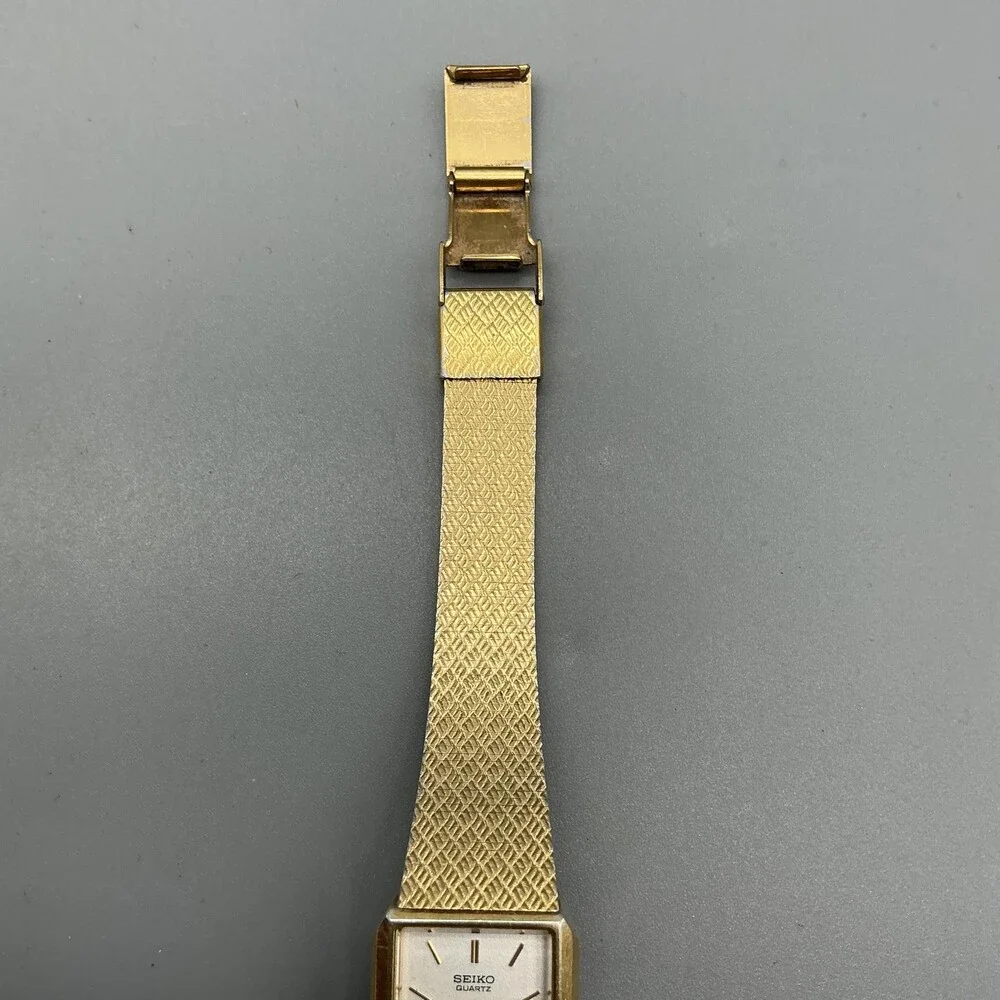 Vintage Seiko Womens Watch 17mm Champagne Dial Gold Tone 5420-5390 New Battery